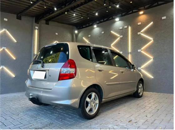HONDA FIT 1.4 LXL 8V FLEX 4P MANUAL HONDA FIT 1.4 LXL 8V FLEX 4P MANUAL